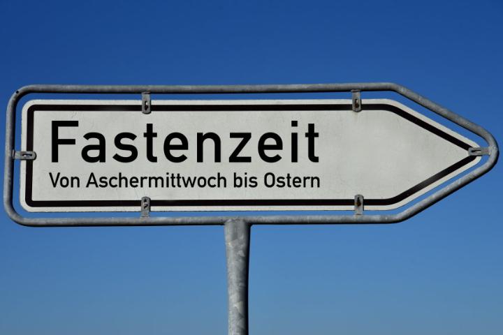 Schild Fastenzeit